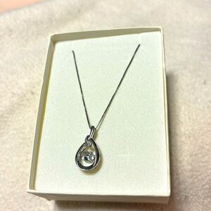 Silver Pendant with Zirconias